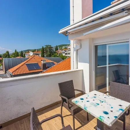 Apartment Leko *